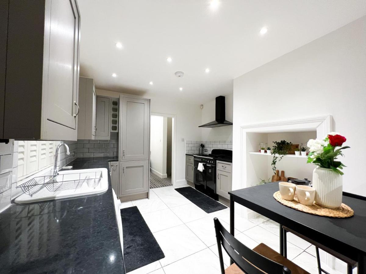Apartamento Stylish 3 Bed Flat With Garden Londres Exterior foto